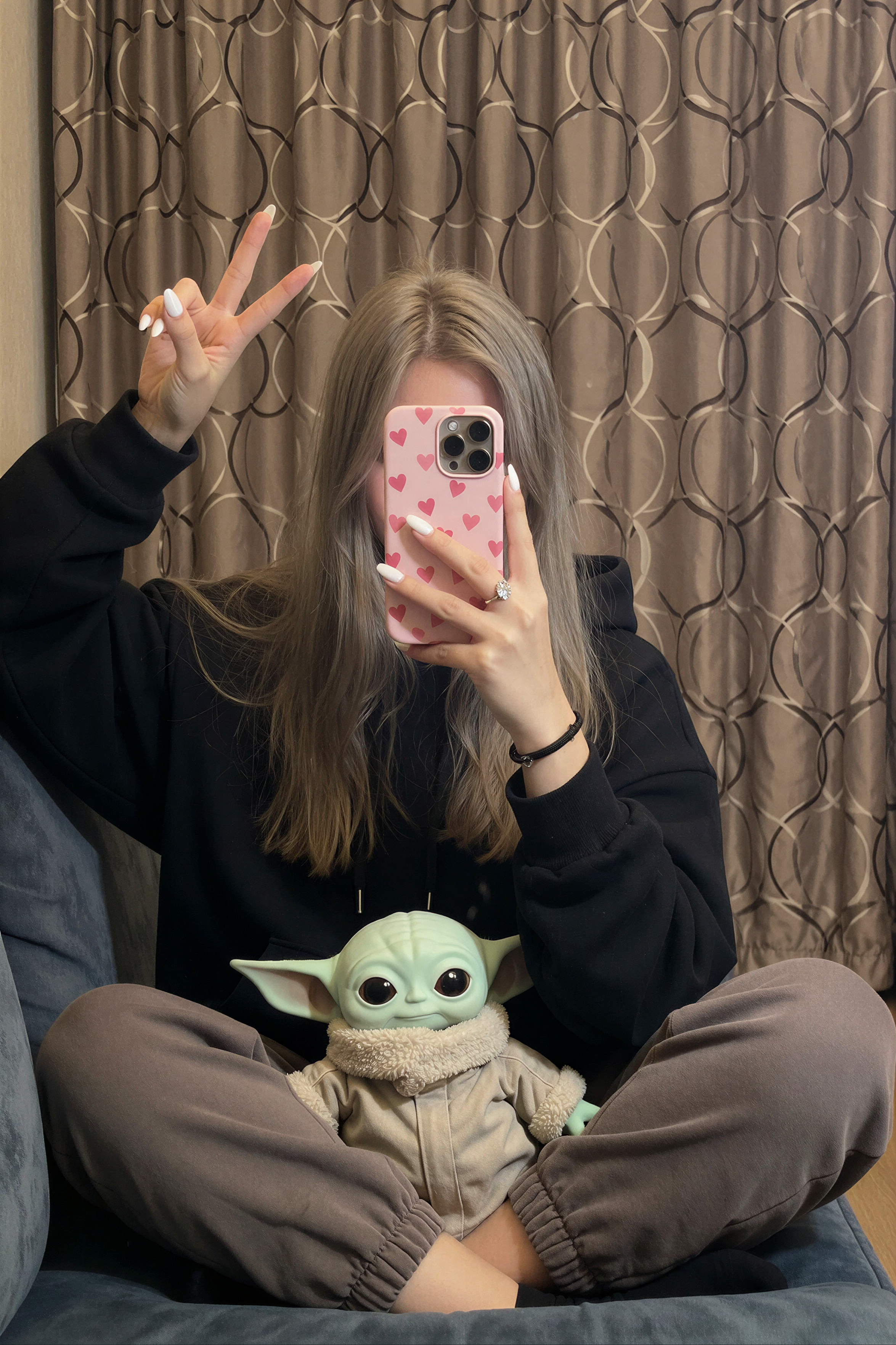 SELFIE NO ESPELHO // CASUAL ROOM